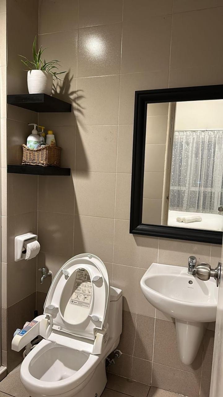 Windsor Service Apartment *